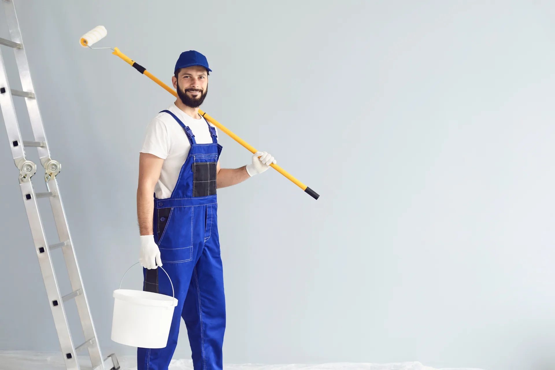 Maler-Subunternehmer – wann lohnt es sich, Spezialisten für Malerarbeiten einzusetzen?
